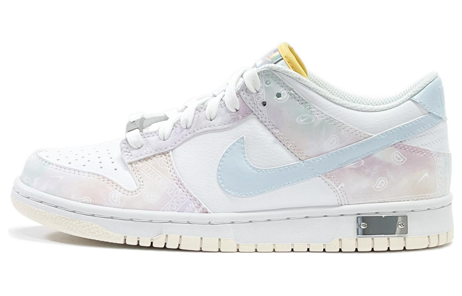 Buy 【定製球鞋】Nike Dunk Low abyblue腰果花 特殊禮盒 清新俐落 防滑耐磨 低筒 賽板鞋 女款 粉藍