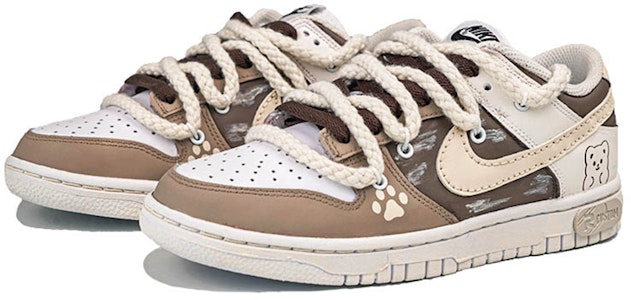 【客製化球鞋】Nike Dunk Low 動物紋 小熊餅乾 卡通 可愛 解構鞋帶 甜酷風 禮物 低筒 板鞋 女款 摩卡棕 Lookbook 【客製化球鞋】Nike Dunk Low 動物紋 小熊餅乾 卡通 可愛 解構鞋帶 甜酷風 禮物 低筒 板鞋 女款 摩卡棕