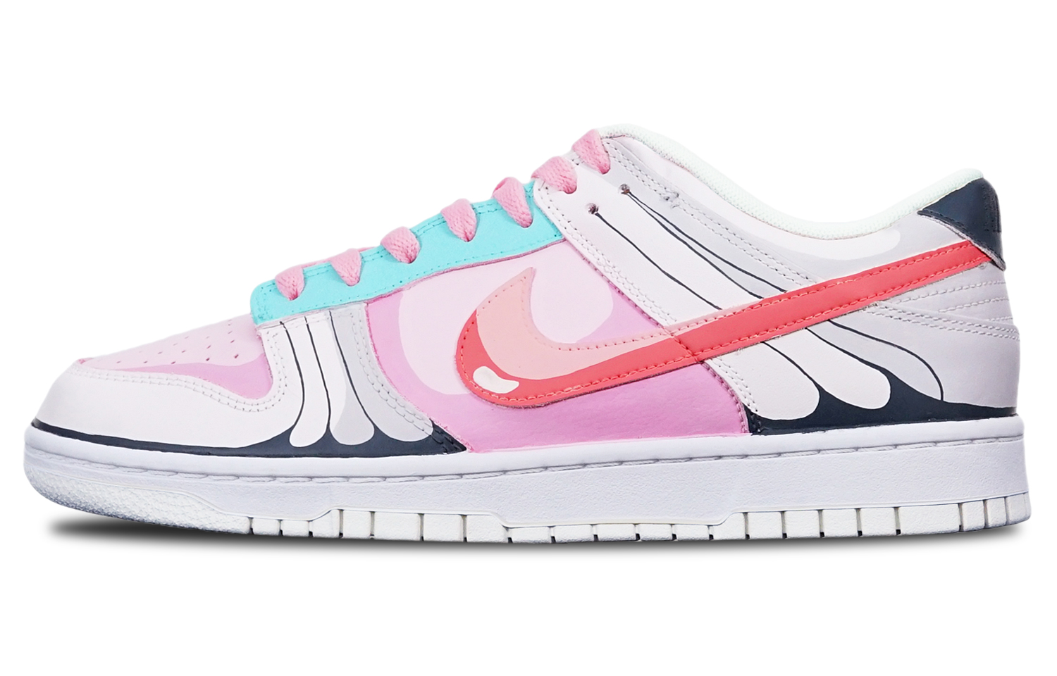 Buy 【定制球鞋】Nike Dunk Low 動漫主題 巴大蝶 復古休閒 低幫 板鞋 女款 紅綠灰 限量特殊鞋盒