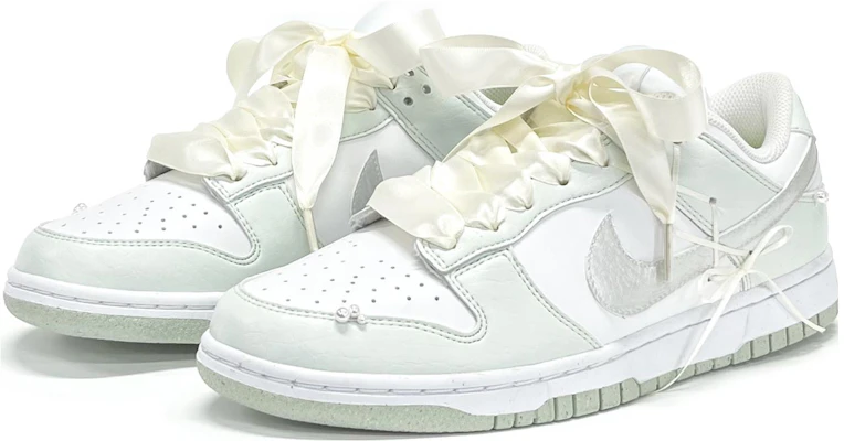 【訂製球鞋】 Nike Dunk Low 少女日記系列 芭蕾女孩 特別禮盒 清新潔淨 高級 綁帶 珍珠 低筒 板鞋 女款 白奶綠 Shop 【訂製球鞋】 Nike Dunk Low 少女日記系列 芭蕾女孩 特別禮盒 清新潔淨 高級 綁帶 珍珠 低筒 板鞋 女款 白奶綠