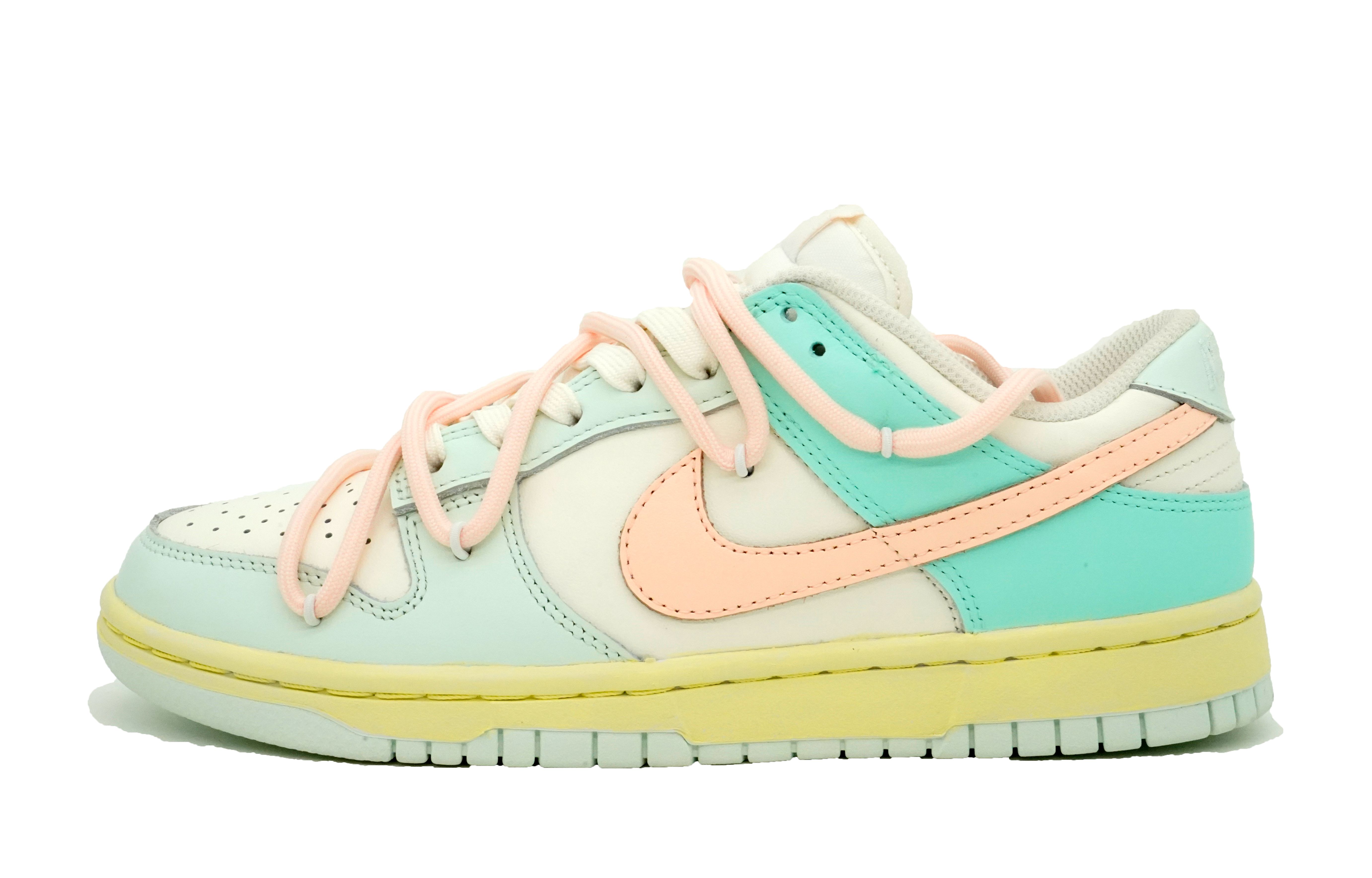 Buy (W) [Zapatillas Personalizadas] Nike Dunk Low 'Barely Green' Verde Pastel DD1503-104(Team1-女款多巴胺绿）