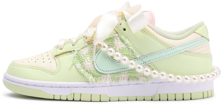 custom-shoes-women-nike-dunk-low-berry-engraved-silk-laces-with-pearl-chain