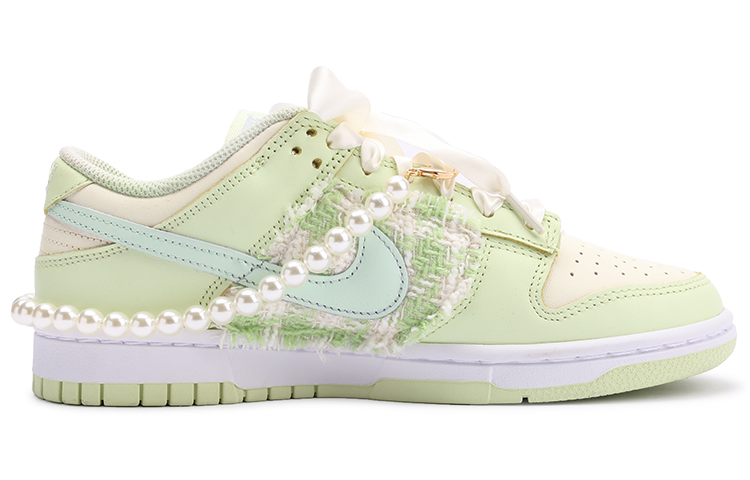 Order (W) [Kasut Kustom] Nike Dunk Rendah 'Renda Sutera Terukir Berry dengan Rantai Mutiara' DD1503-600(TeamI-女款珍珠链条粉白)