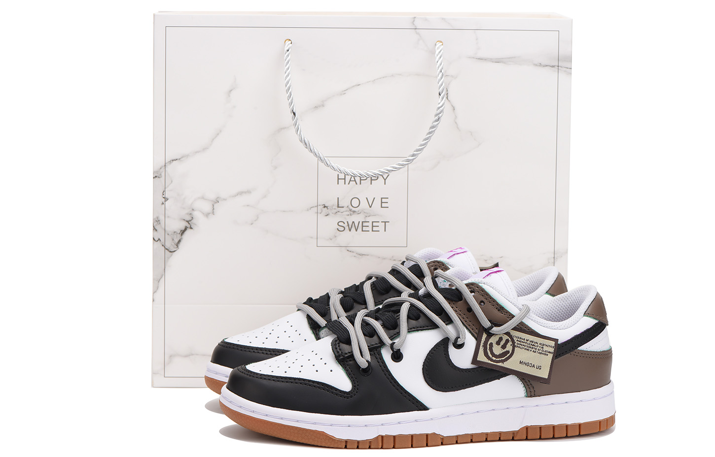 Buy 【客製球鞋】Nike Dunk Low 禮袋 解構 低筒 滑板鞋 女款 黑棕