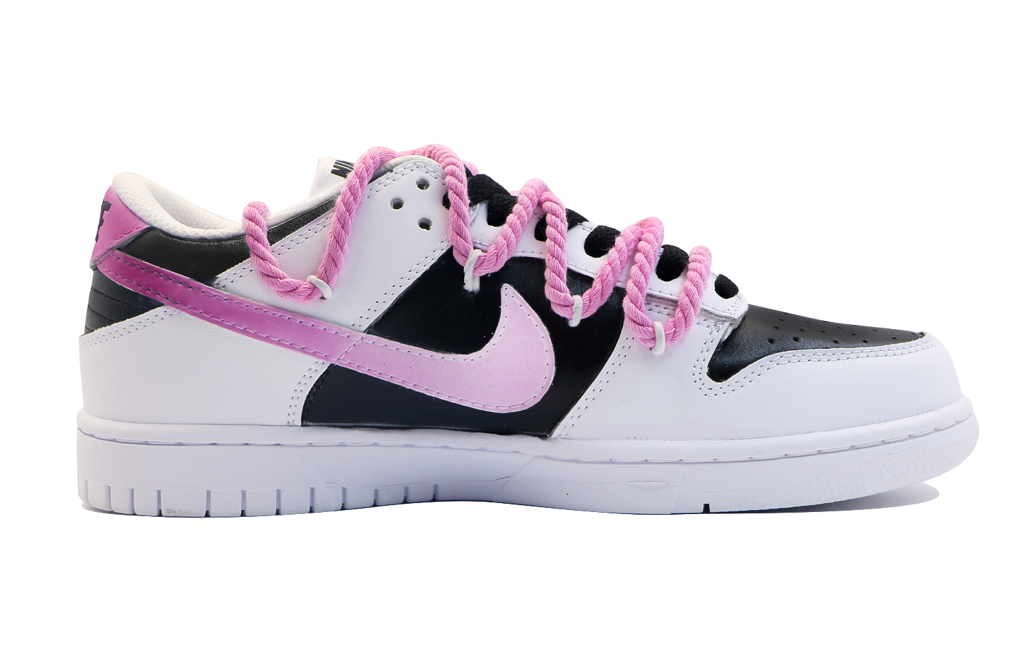 Lookbook 【訂製球鞋】Nike Dunk 低筒 triple white 晴天玫瑰 街頭版 女款 黑粉