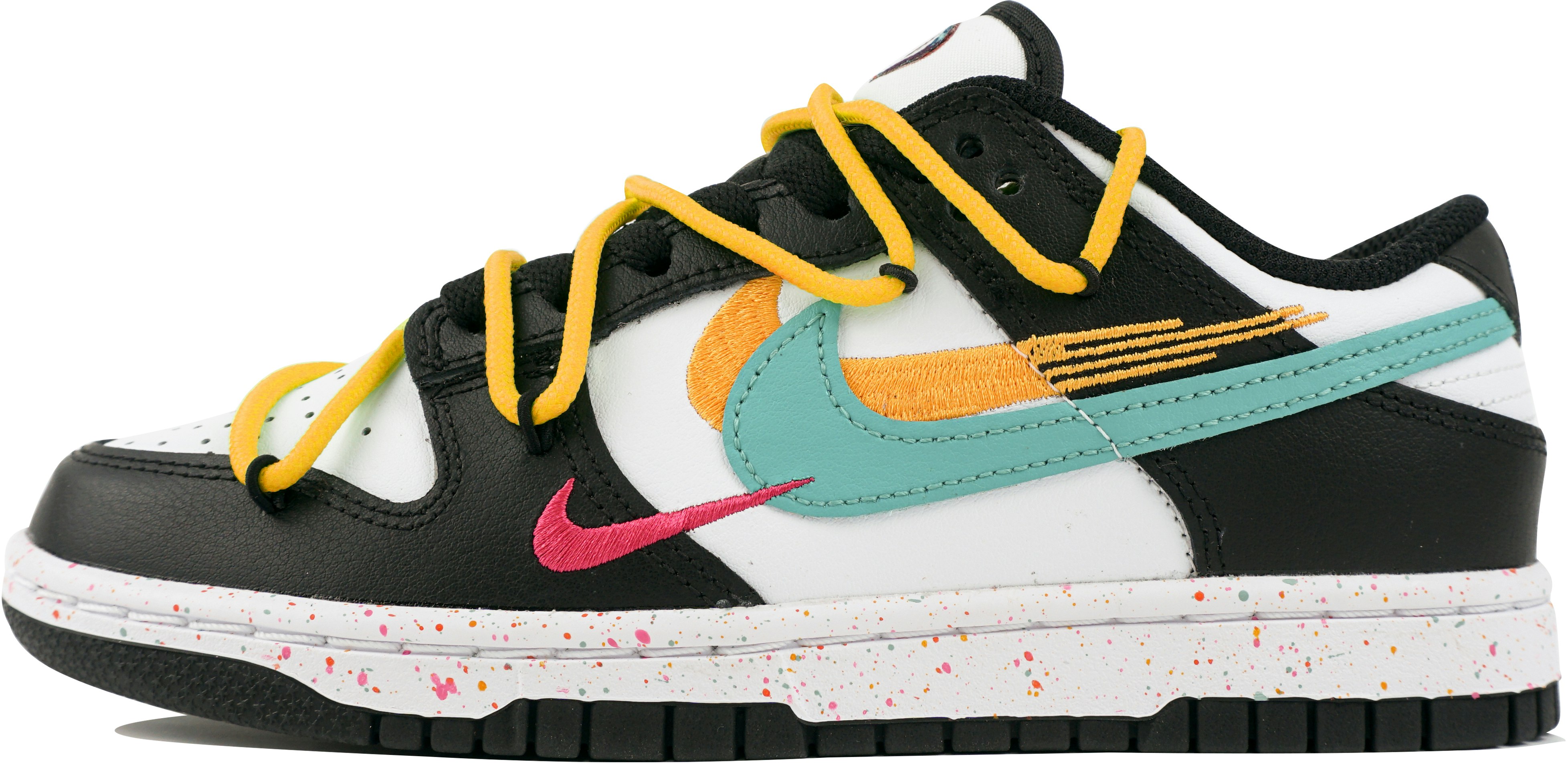 custom-shoes-women-nike-dunk-low-black-white-triple-swoosh