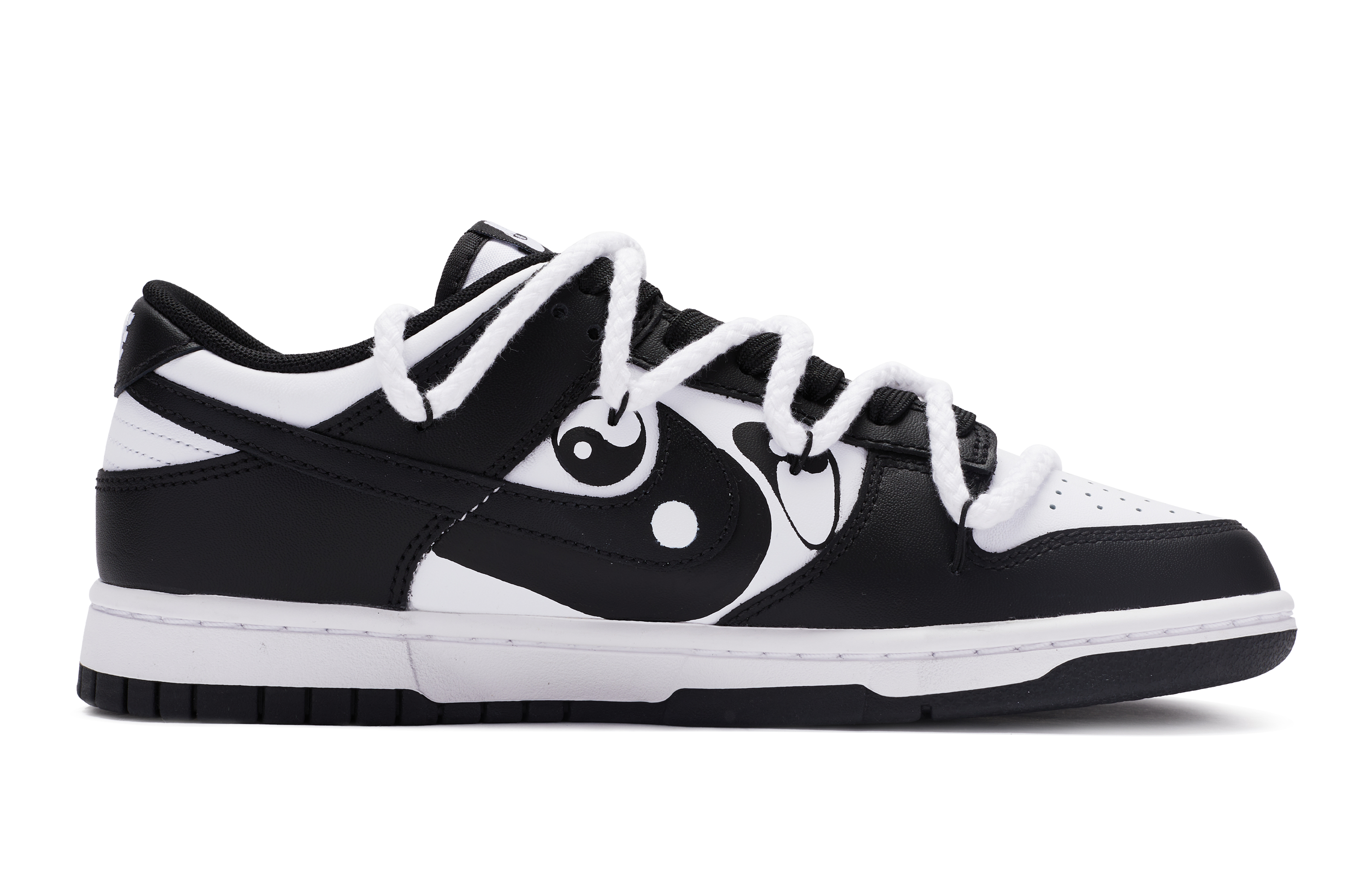 Order 【客製球鞋】Nike Dunk Low BIGNIU 太極灌籃 解構 手繪噴繪 低筒 板鞋 女款 黑白
