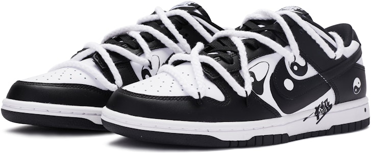 【客製球鞋】Nike Dunk Low BIGNIU 太極灌籃 解構 手繪噴繪 低筒 板鞋 女款 黑白 Lookbook 【客製球鞋】Nike Dunk Low BIGNIU 太極灌籃 解構 手繪噴繪 低筒 板鞋 女款 黑白