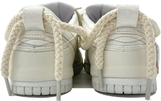 【定制球鞋】Nike Dunk Low 小羊刺繡 藍天白雲 解構風 五一出遊主題 特殊鞋盒 可回收材料 低幫 板鞋 女款 米色 Details for 【定制球鞋】Nike Dunk Low 小羊刺繡 藍天白雲 解構風 五一出遊主題 特殊鞋盒 可回收材料 低幫 板鞋 女款 米色