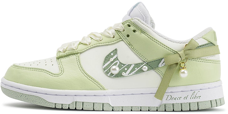 custom-shoes-women-nike-dunk-low-butterfly-garden-white-light-green