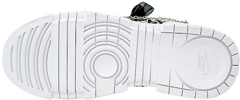 【定製球鞋】Nike Dunk Low 小香貼布 鍊條掛飾 低幫 板鞋 女款 黑白 Details for 【定製球鞋】Nike Dunk Low 小香貼布 鍊條掛飾 低幫 板鞋 女款 黑白