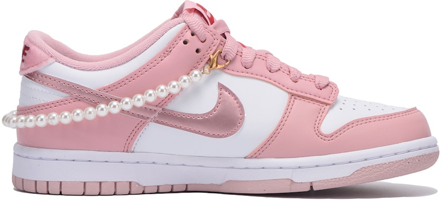 (W) 나이키 덩크 로우 '벚꽃 핑크' (커스텀) DO6485-600(Team59-女款樱花粉珍珠SBOX) Lookbook (W) 나이키 덩크 로우 '벚꽃 핑크' (커스텀) DO6485-600(Team59-女款樱花粉珍珠SBOX)