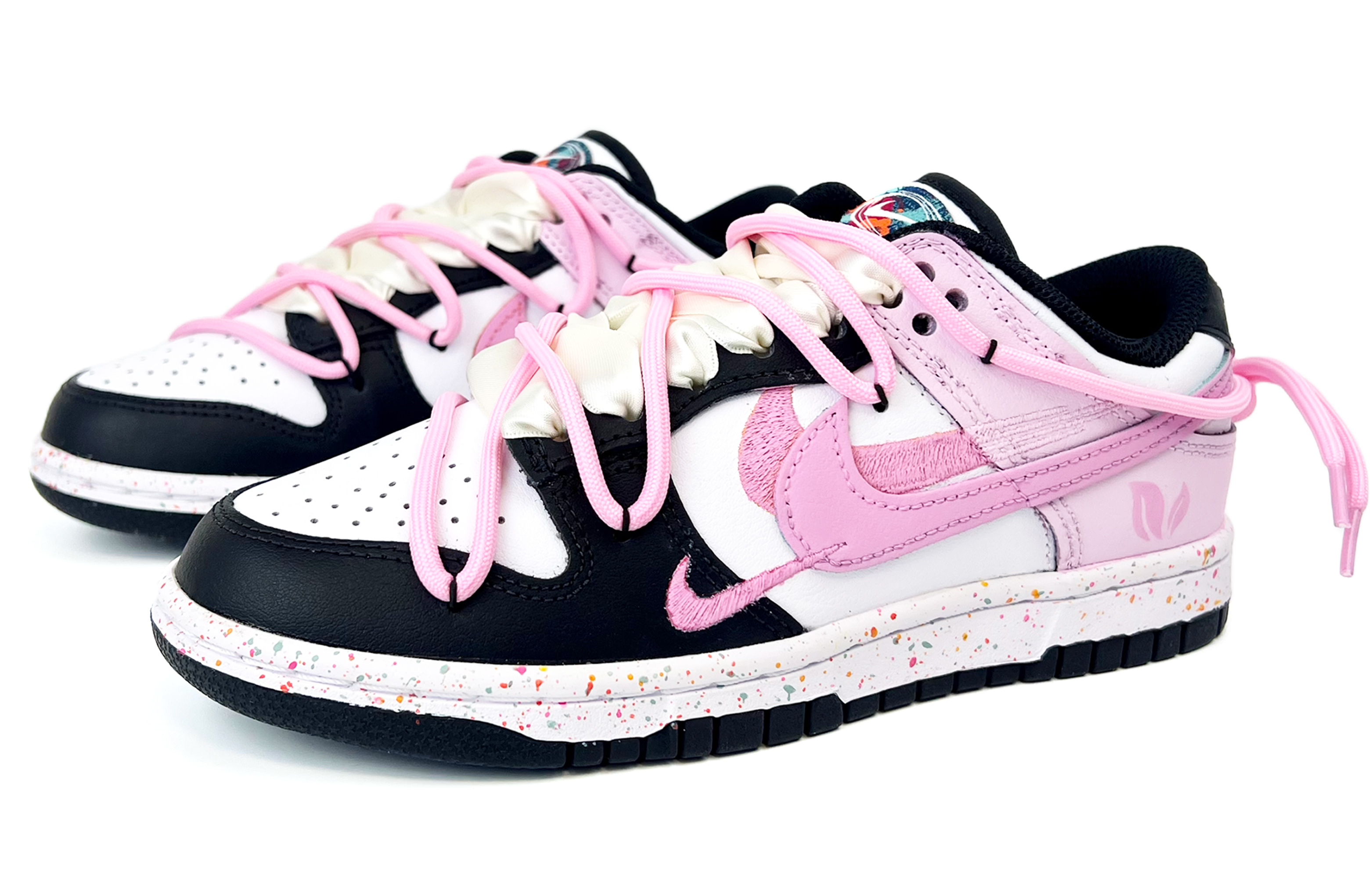 Lookbook (W) ナイキ ダンク ロー "桜マルチスウッシュ" (Nike Danku Rō "Sakura Maruchi Suwushhu") FD4623-131(Team45-三勾樱花粉)