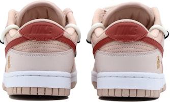 (W) 나이키 덩크 로우 '벚꽃 핑크 베어' (Nike Dunk Low '벚꽃 핑베') DV7415-600(Team57-女款流心小熊) Details for (W) 나이키 덩크 로우 '벚꽃 핑크 베어' (Nike Dunk Low '벚꽃 핑베') DV7415-600(Team57-女款流心小熊)