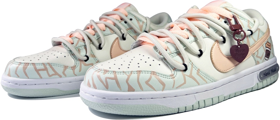 (W) 나이키 덩크 로우 '초코쉐이크 디컨스트럭티드' DN1431-102(TeamD-女款草莓巧克力) Shop (W) 나이키 덩크 로우 '초코쉐이크 디컨스트럭티드' DN1431-102(TeamD-女款草莓巧克力)