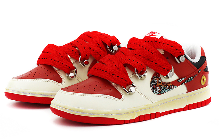 Lookbook (W) [Kasut Tersuai] Nike Dunk Low 'CNY Harimau' CW1590-600(TeamK-女款白红)