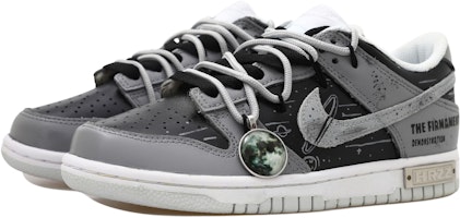 (W) 【定制鞋款】耐克Dunk Low‘宇宙探险黑灰’ DH9765-102(Team拾玖-宇宙探索S-BOX) Lookbook (W) 【定制鞋款】耐克Dunk Low‘宇宙探险黑灰’ DH9765-102(Team拾玖-宇宙探索S-BOX)
