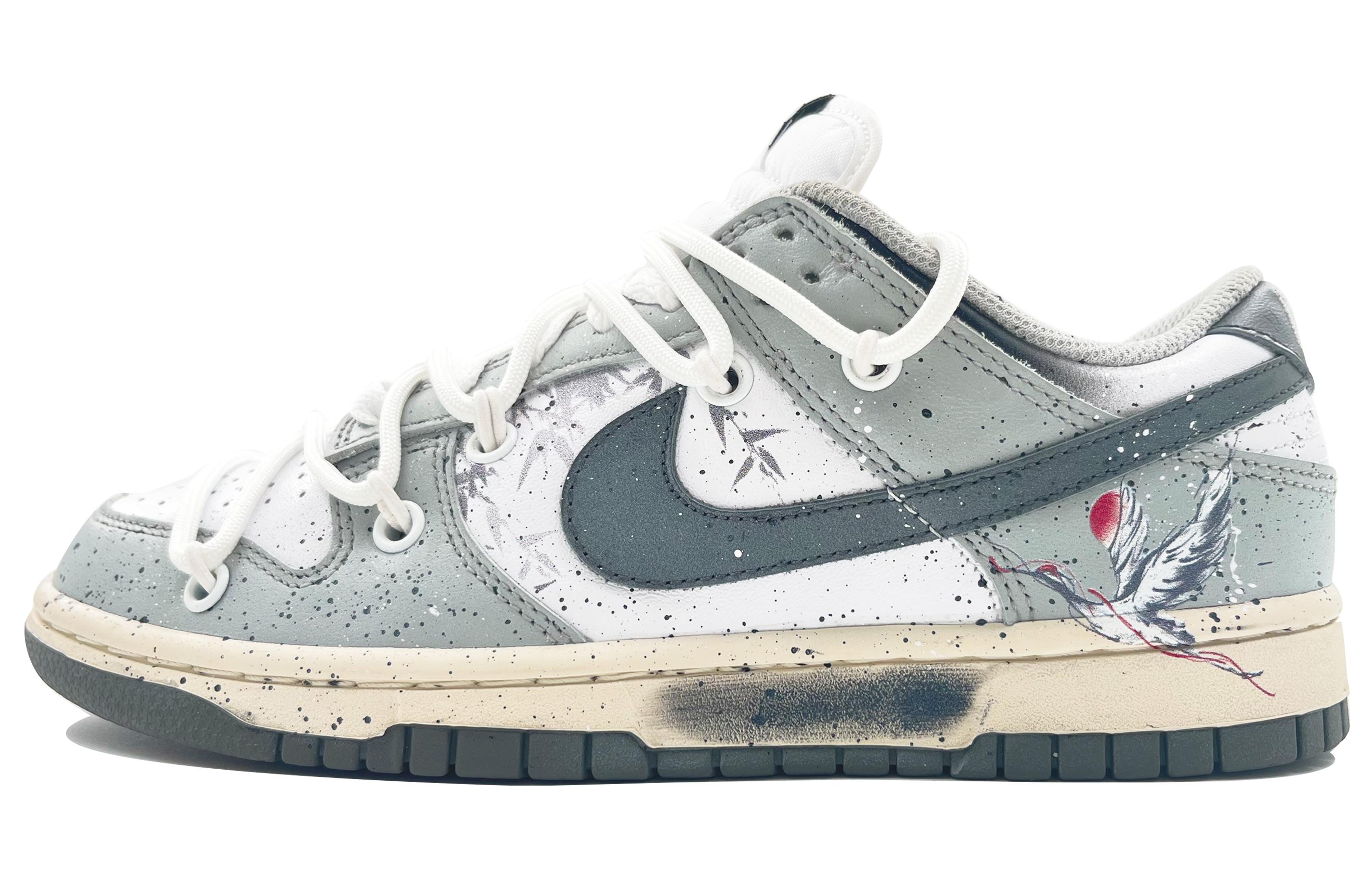Buy (W) Zapatillas Nike Dunk Low 'Grulla Sol y Bosque de Bambú Gris Humo Claro' DD1503-117(Team113-仙鹤红日)