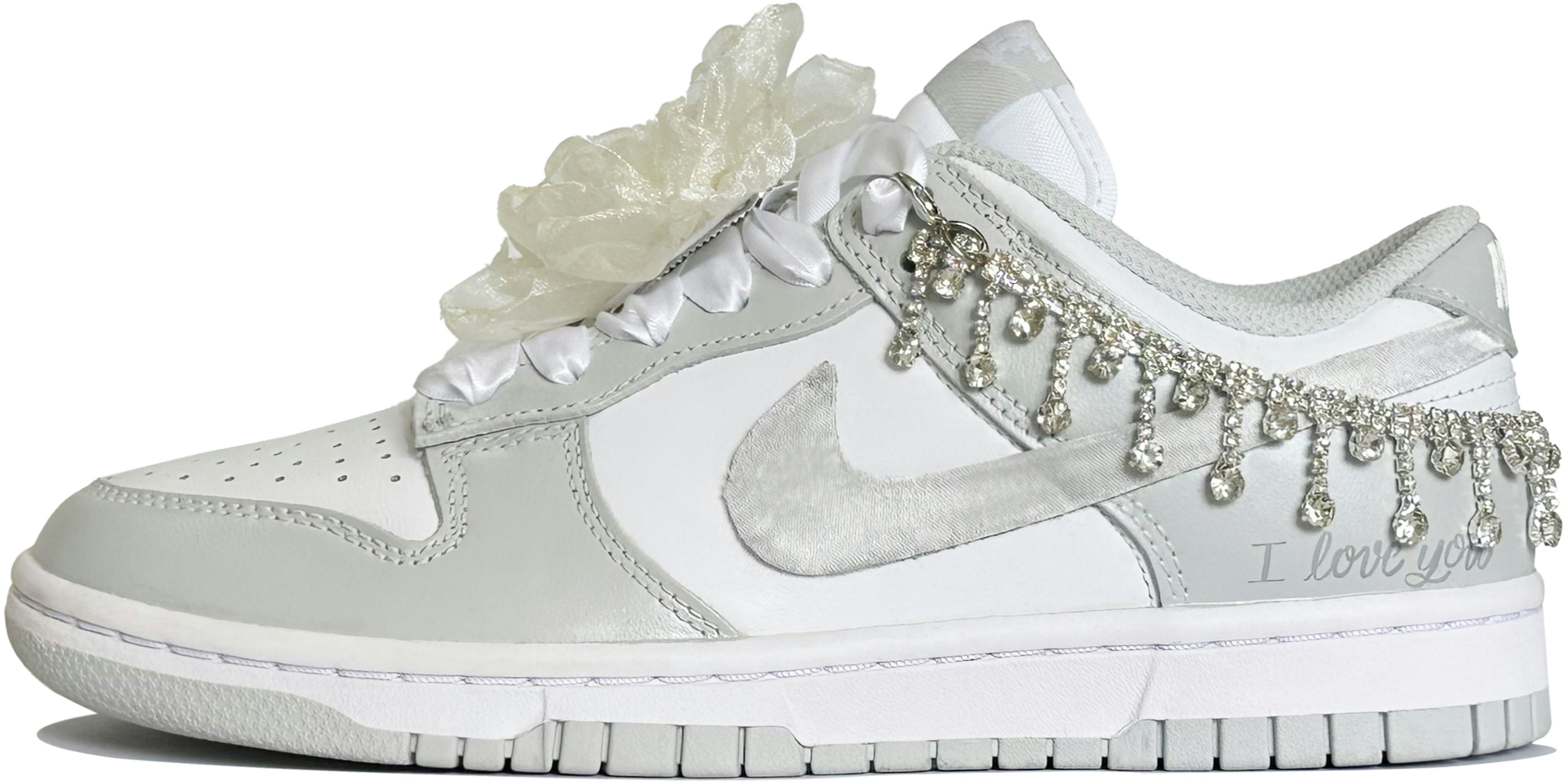 custom-shoes-women-nike-dunk-low-crystal-patchwork-grey-white