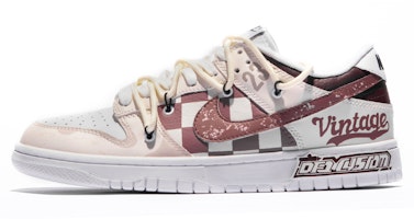 (W) 나이키 덩크 로우 '다빈치 커스텀 - 던 레드' (커스텀 슈즈) DH9765-100(TeamM-女款赤色黎明S-BOX) Buy (W) 나이키 덩크 로우 '다빈치 커스텀 - 던 레드' (커스텀 슈즈) DH9765-100(TeamM-女款赤色黎明S-BOX)