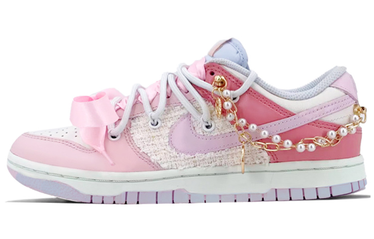Buy 【客製化球鞋】Nike Dunk Low 解構鞋帶 特殊鞋盒 小香風 珍珠鏈條 絲綢鞋帶 女生日禮 女神專屬 低筒 板鞋 女款 粉白