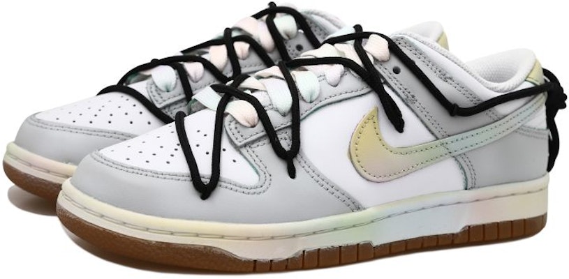 (W) Sepatu Nike Dunk Low 'Deconstructed Simple Rainbow Hitam Putih Abu-abu' FD9922-151(Team拾玖-简约彩虹S-BOX) Lookbook (W) Sepatu Nike Dunk Low 'Deconstructed Simple Rainbow Hitam Putih Abu-abu' FD9922-151(Team拾玖-简约彩虹S-BOX)