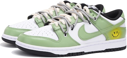 【訂製球鞋】Nike Dunk Low 解構 笑臉 高街 低筒 板鞋 女款 綠色 Lookbook 【訂製球鞋】Nike Dunk Low 解構 笑臉 高街 低筒 板鞋 女款 綠色