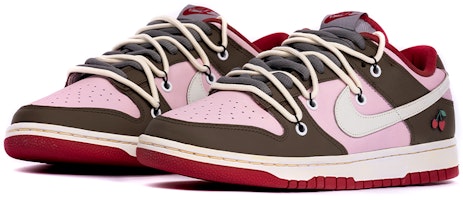 (W) 나이키 덩크 로우 '체리브라운 핑크'(커스텀) CW1590-002(TeamB-女款樱桃vibe解构鞋带) Shop (W) 나이키 덩크 로우 '체리브라운 핑크'(커스텀) CW1590-002(TeamB-女款樱桃vibe解构鞋带)