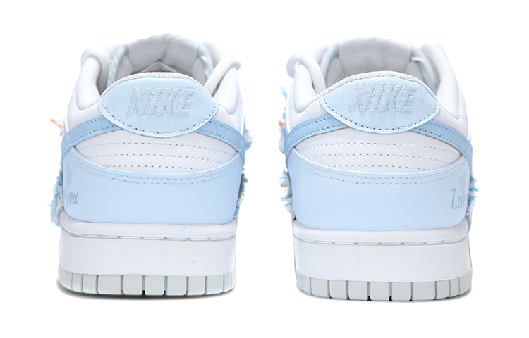 Shop (W) 나이키 덩크 로우 '꿈빛 하늘 하트' (Nike Dunk Low 'Dreamy Sky Heart') DH9765-102(Team82-女款小香风淡蓝色)
