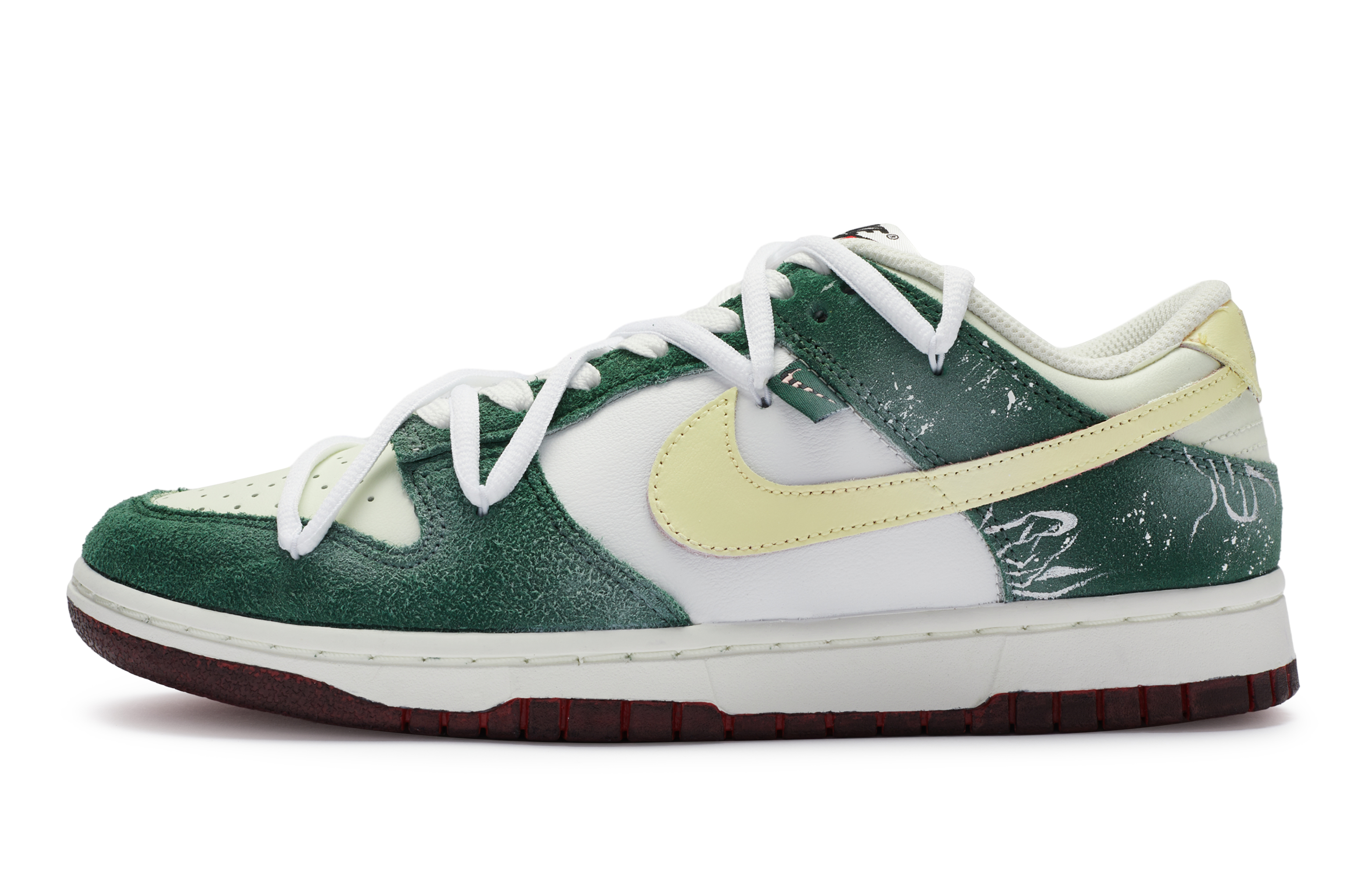 Buy (W) [Zapatillas Personalizadas] Nike Dunk Low 'Hada del Bosque' FN8923-061-484983