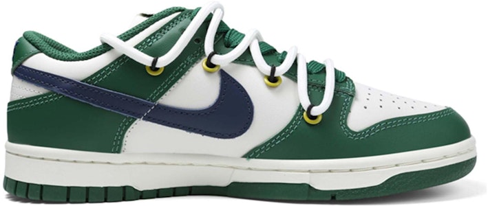 【訂製球鞋】Nike Dunk Low 一抹白綠 雙鞋帶 清新 簡約 百搭 低幫 板鞋 女款 白綠 Lookbook 【訂製球鞋】Nike Dunk Low 一抹白綠 雙鞋帶 清新 簡約 百搭 低幫 板鞋 女款 白綠
