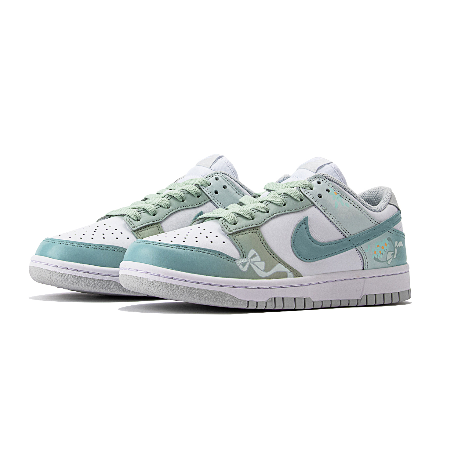 Shop (W) ナイキ ダンク ロー "グリーンホワイト花束" (Nike Dunk Low "Green White Hanataba") DD1503-103(TeamThree-花束绿白)