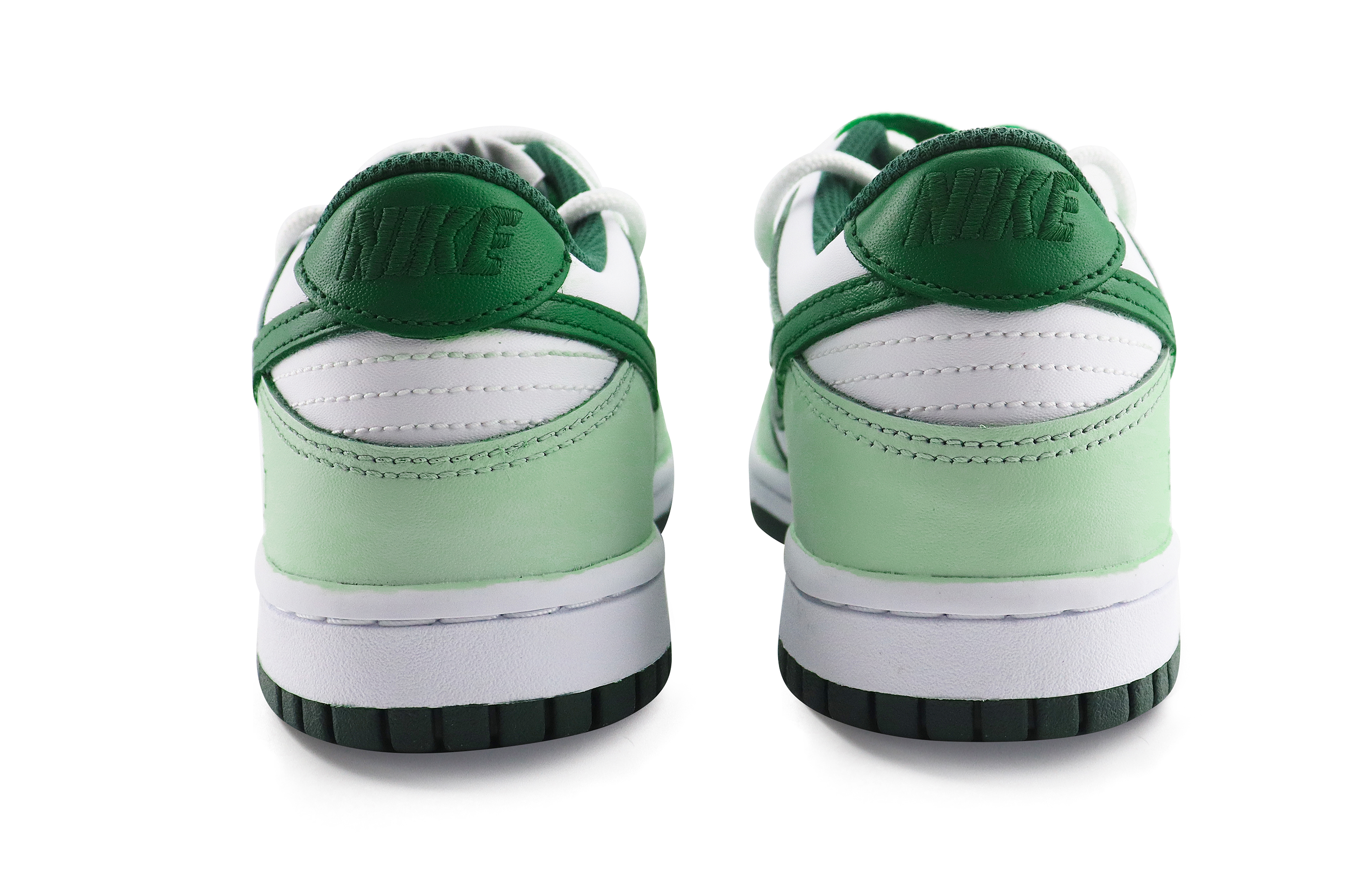 Details for (W) 【カスタムシューズ】ナイキ ダンク ロー「グリーン・ホワイト」 (女性用) CW1590-102(Team119-女款电量不足)