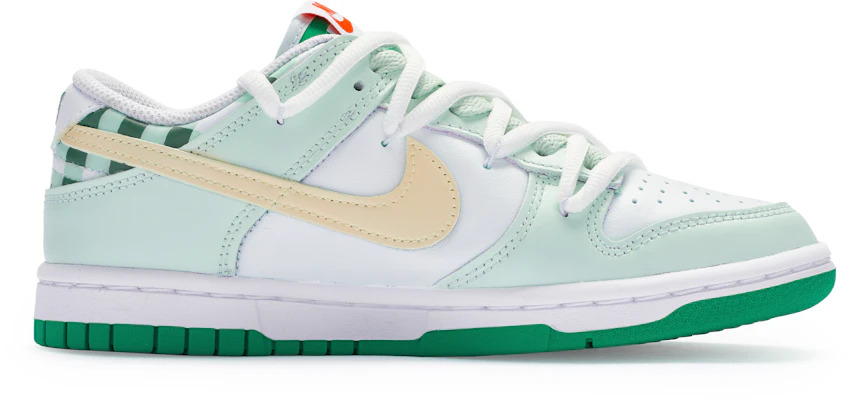 【定制球鞋】Nike Dunk Low 811製造 蜜瓜小方 手繪噴繪 小清新 夏日感 清爽簡約 低幫 板鞋 女款 白綠 Order 【定制球鞋】Nike Dunk Low 811製造 蜜瓜小方 手繪噴繪 小清新 夏日感 清爽簡約 低幫 板鞋 女款 白綠