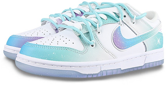 (W) ナイキダンクロー「イリデセントスプラッタ」女性用カスタムシューズ FJ7743-194(Team58-镭射星星) Lookbook (W) ナイキダンクロー「イリデセントスプラッタ」女性用カスタムシューズ FJ7743-194(Team58-镭射星星)