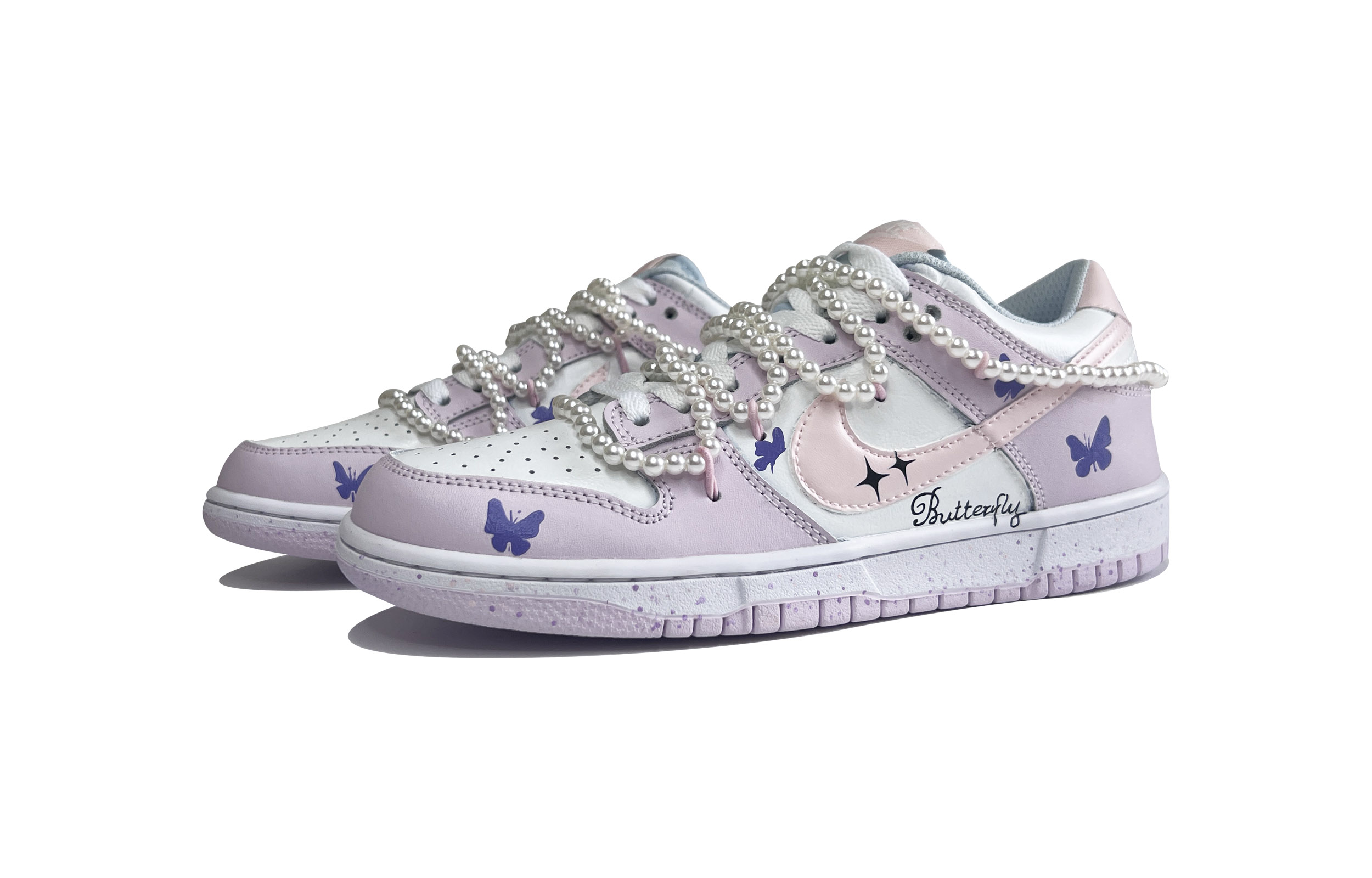 Lookbook 【定制球鞋】Nike Dunk Low 香芋紫蝴蝶 解構風 雙鞋帶 珍珠鏈條 學院風 低幫 板鞋 女款 藍紫粉