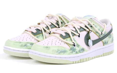 (W) Nike Dunk Low カスタム「ライムアイスウォーターインクフェード」 DD1503-600(Team42-女款御纳户茶粉绿) Lookbook (W) Nike Dunk Low カスタム「ライムアイスウォーターインクフェード」 DD1503-600(Team42-女款御纳户茶粉绿)