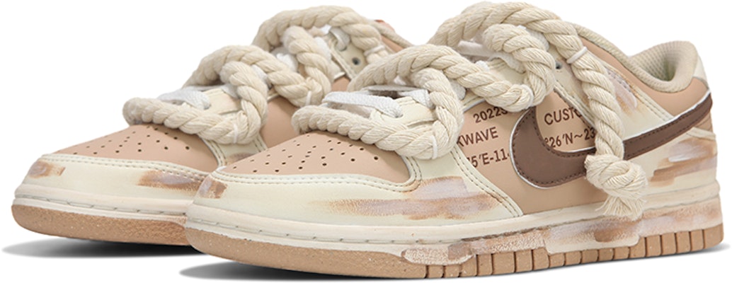 (W) 【カスタムシューズ】(女性用) ナイキ ダンク ロー 'ミルクティーヒートウェーブ' DD1873-200(Team24-女款浸染做旧奶茶色) Lookbook (W) 【カスタムシューズ】(女性用) ナイキ ダンク ロー 'ミルクティーヒートウェーブ' DD1873-200(Team24-女款浸染做旧奶茶色)