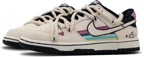(W) Nike Dunk Low カスタム「ミルキーレインボー」 CW1590-100(Team53-女款纯奶啵啵) Shop (W) Nike Dunk Low カスタム「ミルキーレインボー」 CW1590-100(Team53-女款纯奶啵啵)