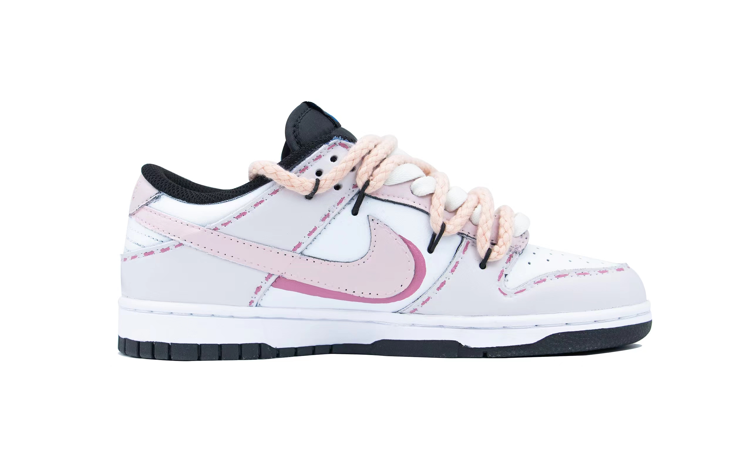 Lookbook 【客製球鞋】Nike Dunk 莫內客製 遣別詩 潮流 復古 解構 百搭 輕便透氣增高 低筒 板鞋 女款 淡粉