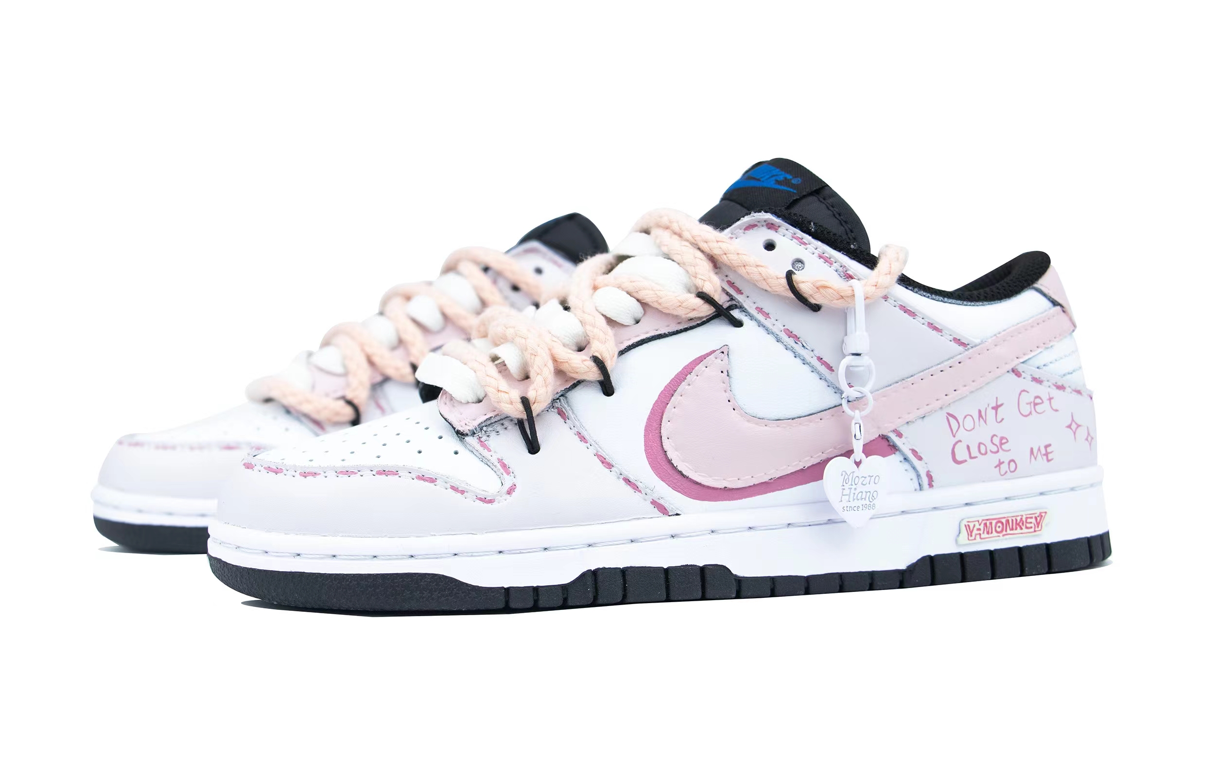 Shop 【客製球鞋】Nike Dunk 莫內客製 遣別詩 潮流 復古 解構 百搭 輕便透氣增高 低筒 板鞋 女款 淡粉