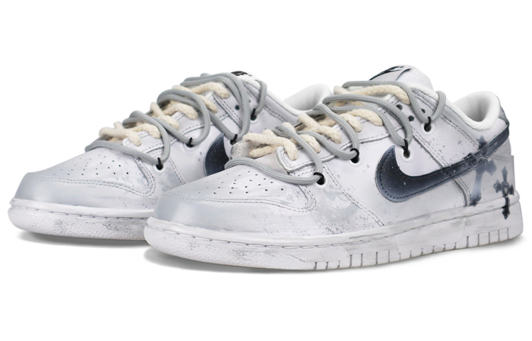 Lookbook (W) 【カスタムシューズ】(女性用) ナイキダンクロー「モランディ・マンハッタンミスト」 DD1503-109(TeamTwo-十字架曼哈顿薄雾灰)