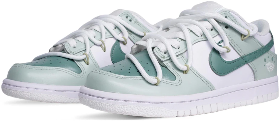 (W) カスタムシューズ (女性用) ナイキ ダンクロー「モランディ抹茶」 DH9765-100(Team71-抹茶奶泡) Lookbook (W) カスタムシューズ (女性用) ナイキ ダンクロー「モランディ抹茶」 DH9765-100(Team71-抹茶奶泡)