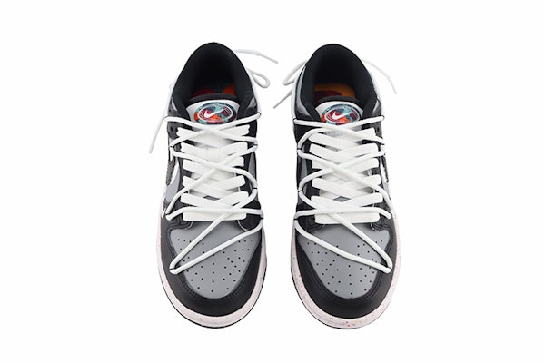 【定製球鞋】Nike Dunk Low Multi-Color Swoosh 淺墨染指 灰白三勾 防滑減震 低筒 板鞋 女款 灰色 Shop 【定製球鞋】Nike Dunk Low Multi-Color Swoosh 淺墨染指 灰白三勾 防滑減震 低筒 板鞋 女款 灰色