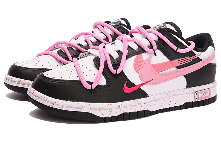 Shop (W) 나이키 덩크 로우 '멀티 스우시' (커스텀) FD4623-131(TeamThree-女款三勾黑白粉)