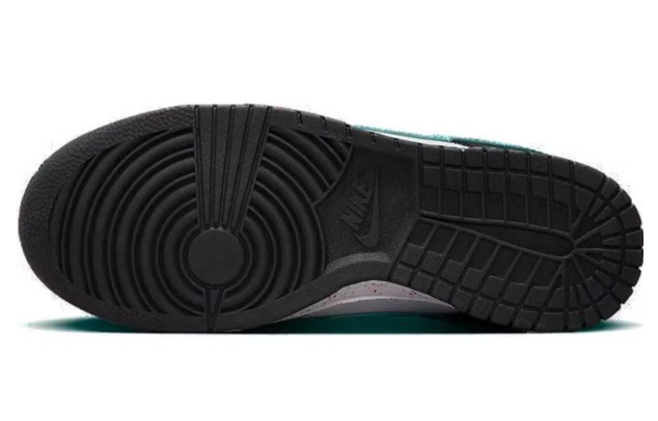 Details for (W) 나이키 덩크 로우 '멀티 스우시 - 검/흰/핑' FD4623-131(Team39-AMY85国风云锦)