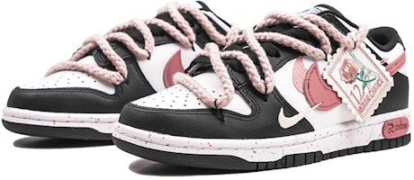 (W) 나이키 덩크 로우 '멀티 로즈 패치' (Nike Dunk Low 'Multi Rose Patch') FD4623-131(Team27-女款玫瑰心事S-BOX) Lookbook (W) 나이키 덩크 로우 '멀티 로즈 패치' (Nike Dunk Low 'Multi Rose Patch') FD4623-131(Team27-女款玫瑰心事S-BOX)