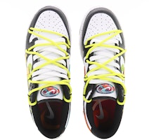 【客製球鞋】 Nike Dunk Low 新中式 迎春三勾 活力三勾 防滑耐磨 低筒 板鞋 女款 黑白 Shop 【客製球鞋】 Nike Dunk Low 新中式 迎春三勾 活力三勾 防滑耐磨 低筒 板鞋 女款 黑白