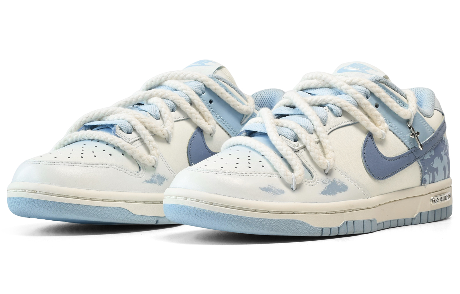 Lookbook (W) [Sepatu Custom] Nike Dunk Low 'Ocean Bliss Graffiti' DD1503-123(TeamE-女款海风白蓝)