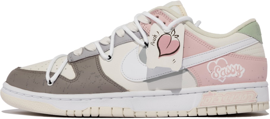 【客製化球鞋】Nike Dunk Low 蜜桃烏龍 清新 蜜桃 簡約 低筒 板鞋 女款 棕粉白 Buy 【客製化球鞋】Nike Dunk Low 蜜桃烏龍 清新 蜜桃 簡約 低筒 板鞋 女款 棕粉白